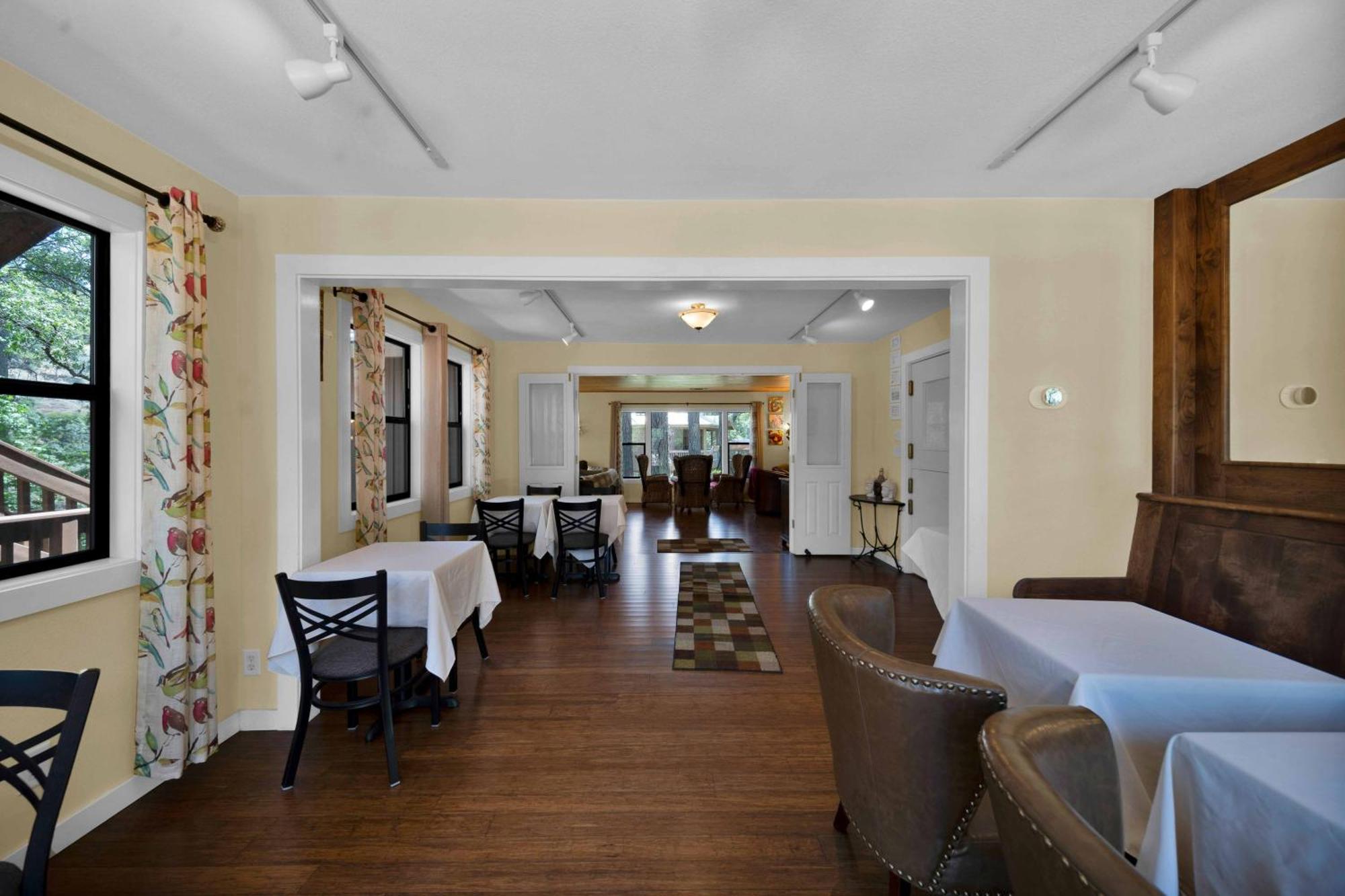 The Inn At Shasta Lake Lakehead Exteriör bild